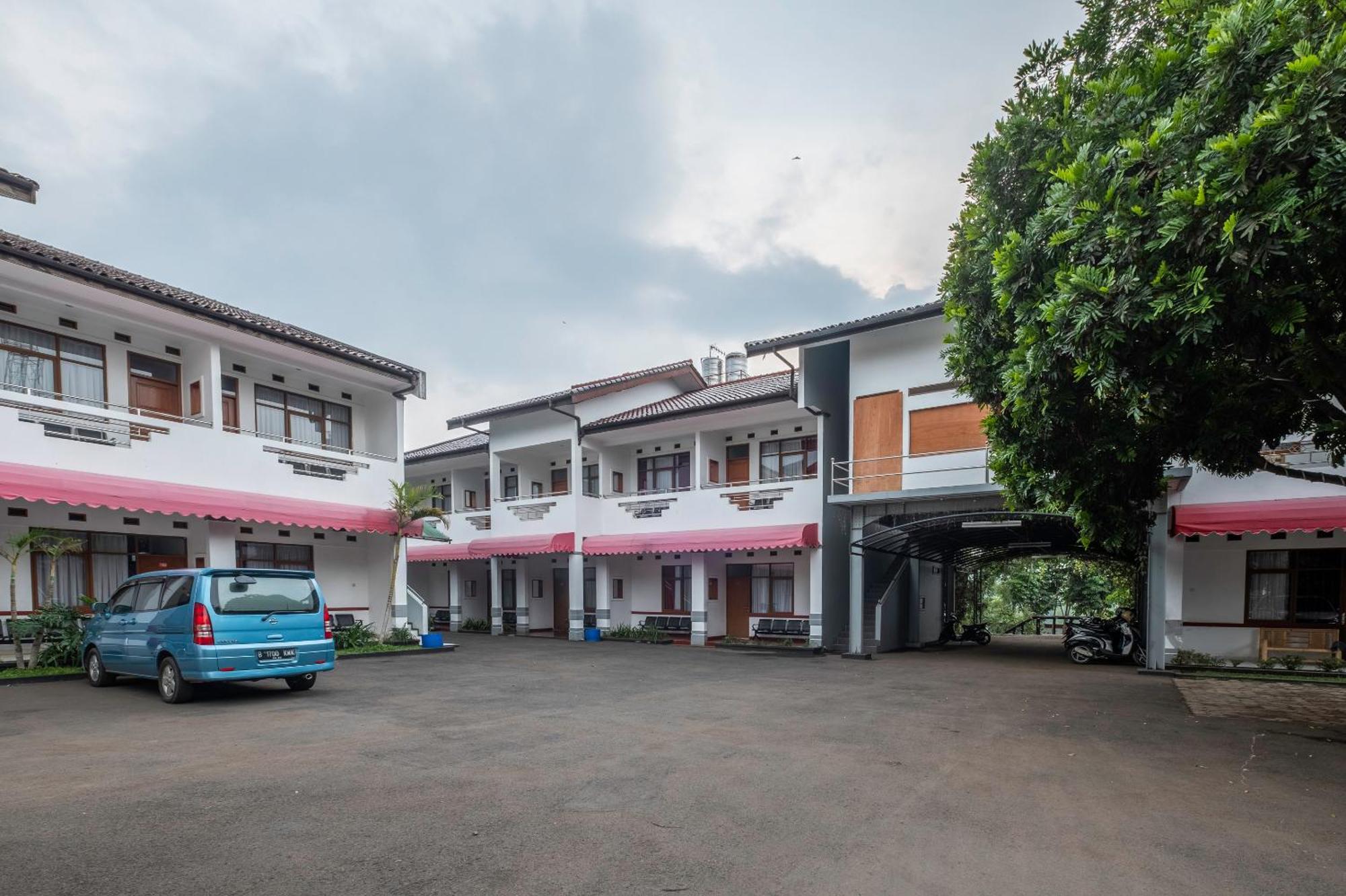 Narima Resort Hotel Lembang Zewnętrze zdjęcie